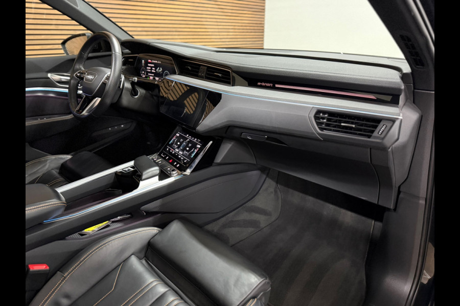 Audi e-tron 55 quattro S-line Black edition 407pk 95 kWh | VOL! | Pano | Trekhaak | B&O Sound | ACC | HuD | City&Tour Assist Pack