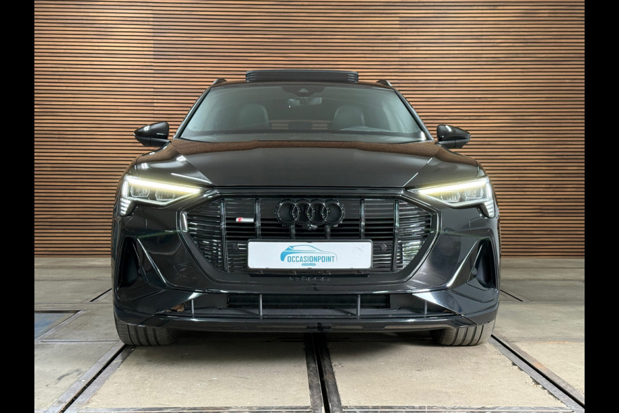 Audi e-tron 55 quattro S-line Black edition 407pk 95 kWh | VOL! | Pano | Trekhaak | B&O Sound | ACC | HuD | City&Tour Assist Pack
