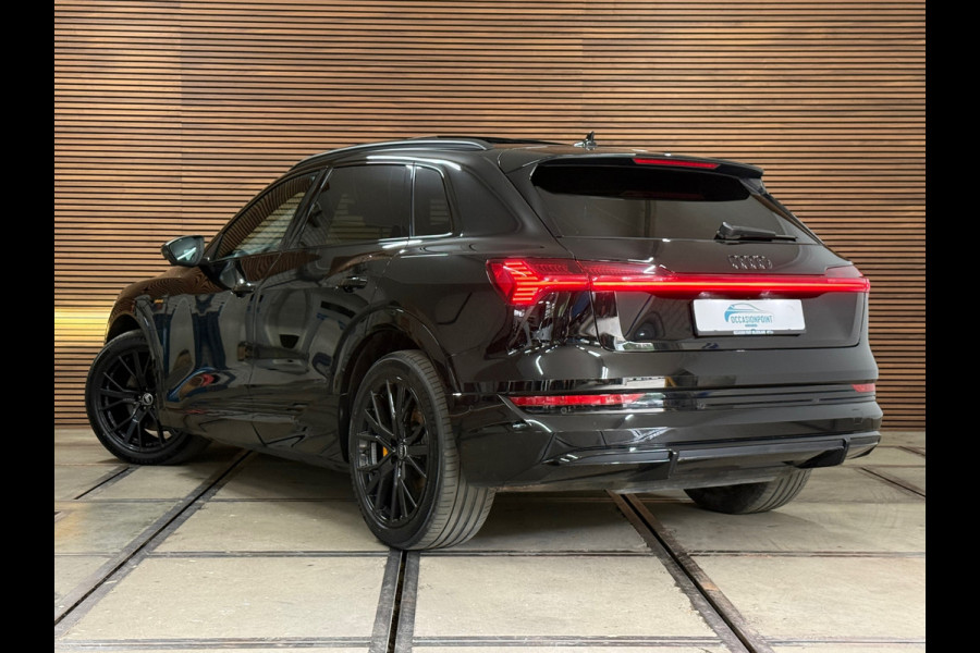Audi e-tron 55 quattro S-line Black edition 407pk 95 kWh | VOL! | Pano | Trekhaak | B&O Sound | ACC | HuD | City&Tour Assist Pack
