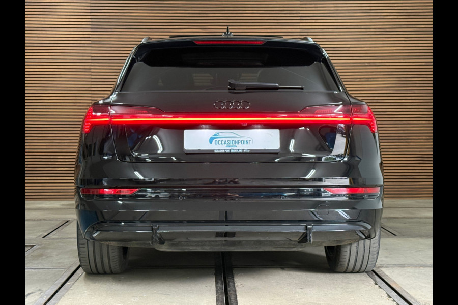 Audi e-tron 55 quattro S-line Black edition 407pk 95 kWh | VOL! | Pano | Trekhaak | B&O Sound | ACC | HuD | City&Tour Assist Pack