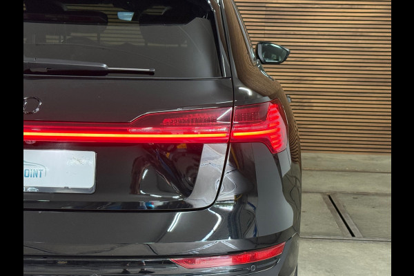 Audi e-tron 55 quattro S-line Black edition 407pk 95 kWh | VOL! | Pano | Trekhaak | B&O Sound | ACC | HuD | City&Tour Assist Pack