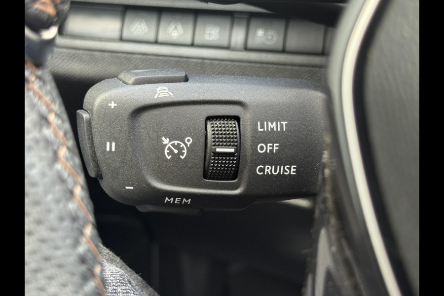 Peugeot 3008 1.6 HYbrid 225 GT | El. kofferklep | Stoelverwarming | Prijs is rijklaar