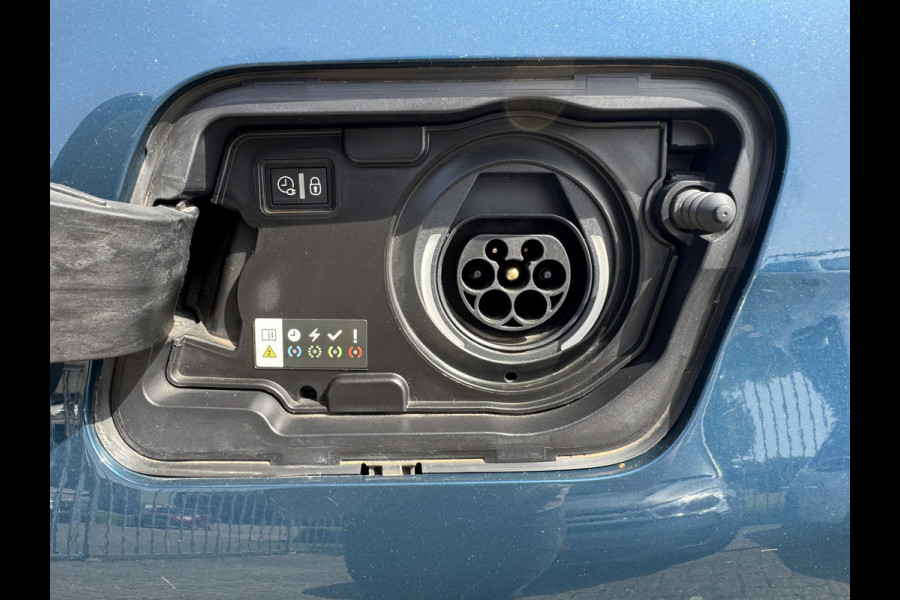 Peugeot 3008 1.6 HYbrid 225 GT | El. kofferklep | Stoelverwarming | Prijs is rijklaar
