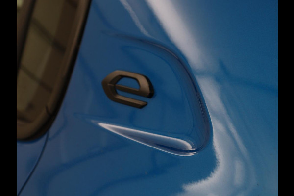 Peugeot e-208 EV Active 50 kWh | SOH 92,2% | Stoelverwarming | Carplay | Climate control | Bluetooth | Cruise control | Keyless start
