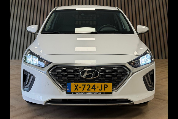 Hyundai IONIQ 1.6 GDi Premium - Plus Sky AIRCO NAVIGATIE CAMERA APPLE CARPLAY USB BLUETOOTH PDC STOEL/STUURVERWARMING KEYLESS-GO
