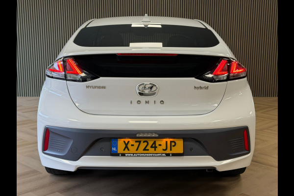 Hyundai IONIQ 1.6 GDi Premium - Plus Sky AIRCO NAVIGATIE CAMERA APPLE CARPLAY USB BLUETOOTH PDC STOEL/STUURVERWARMING KEYLESS-GO