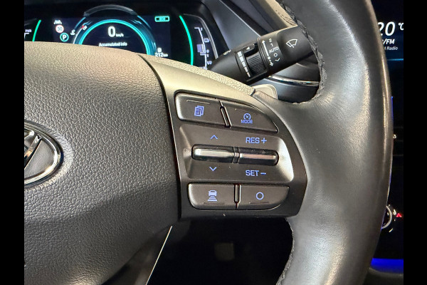 Hyundai IONIQ 1.6 GDi Premium - Plus Sky AIRCO NAVIGATIE CAMERA APPLE CARPLAY USB BLUETOOTH PDC STOEL/STUURVERWARMING KEYLESS-GO