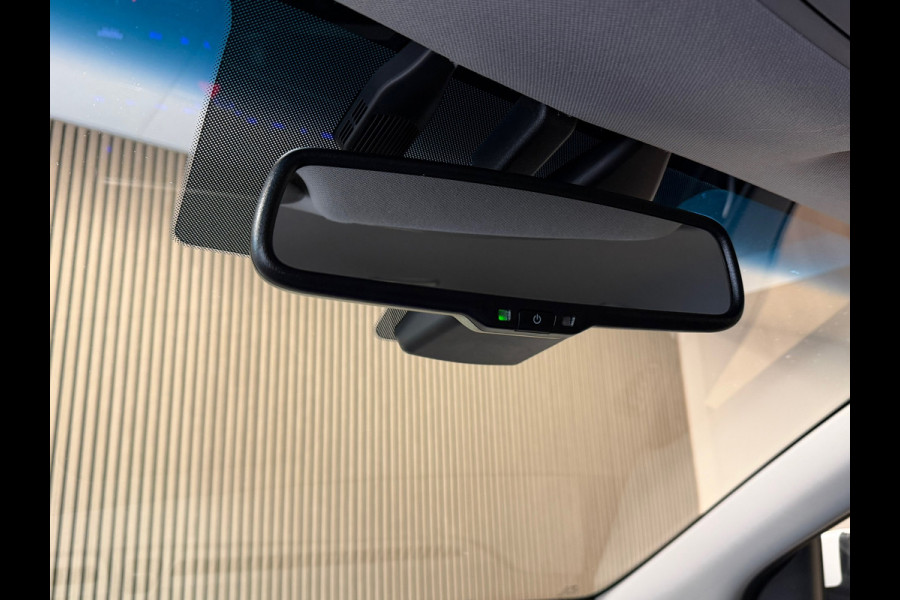 Hyundai IONIQ 1.6 GDi Premium - Plus Sky AIRCO NAVIGATIE CAMERA APPLE CARPLAY USB BLUETOOTH PDC STOEL/STUURVERWARMING KEYLESS-GO