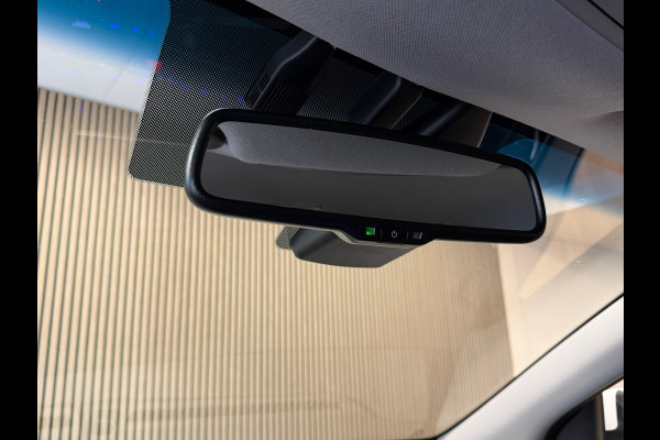 Hyundai IONIQ 1.6 GDi Premium - Plus Sky AIRCO NAVIGATIE CAMERA APPLE CARPLAY USB BLUETOOTH PDC STOEL/STUURVERWARMING KEYLESS-GO