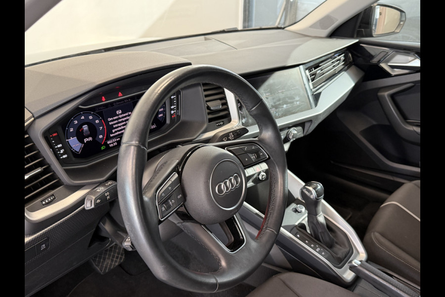 Audi A1 Sportback 25 TFSI epic Apple carplay 17LMV  Cruise Control ACC