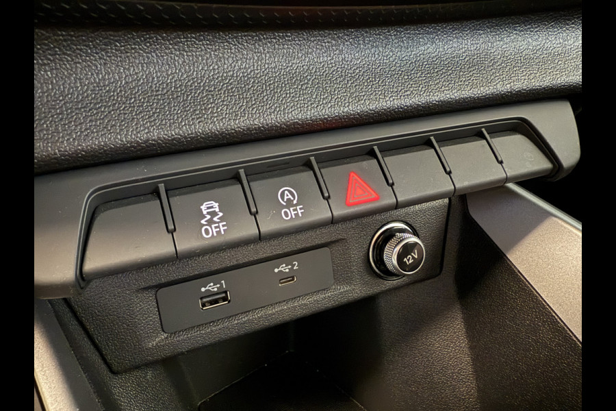 Audi A1 Sportback 25 TFSI epic Apple carplay 17LMV  Cruise Control ACC