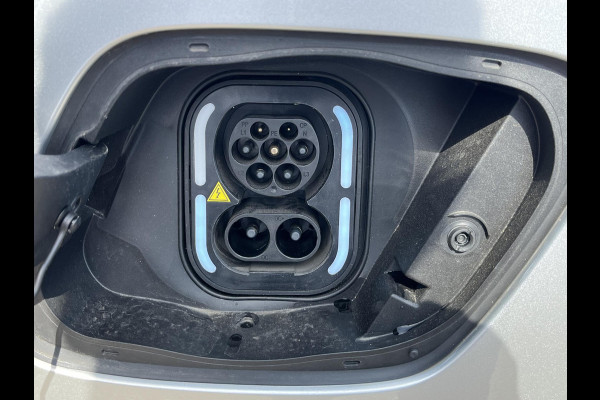MG Mg4 electric Luxury 64 kWh 360 CAMERA| 7 JAAR MG GARANTIE T/M 07-2031| ELEK. STOEL| DODE HOEK SENSOR| STOEL + STUURVERWARMING| ADAPTIVE CRUISE CONTROL