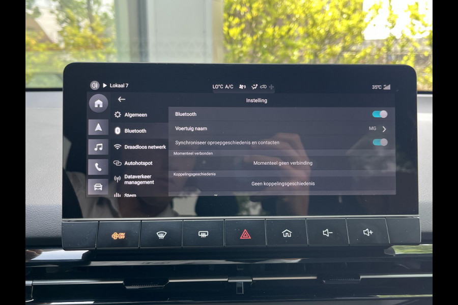 MG Mg4 electric Luxury 64 kWh 360 CAMERA| 7 JAAR MG GARANTIE T/M 07-2031| ELEK. STOEL| DODE HOEK SENSOR| STOEL + STUURVERWARMING| ADAPTIVE CRUISE CONTROL