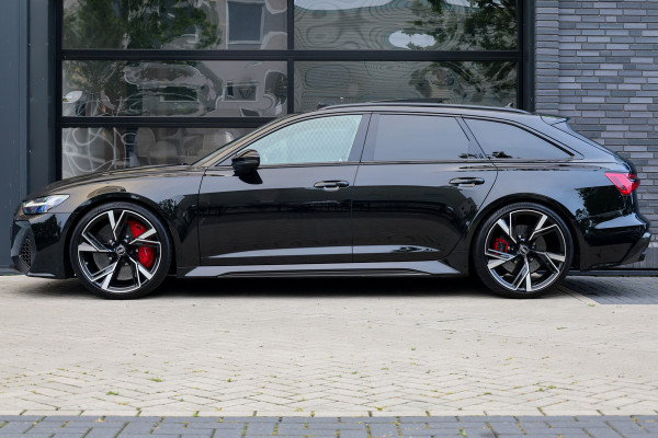 Audi RS6 Avant RS 6 TFSI quattro | DYNAMIC PLUS | KERAMISCH | CARBON | HUD | B&O | KOELING | NIGHTVISION | 4WIELSTURING |