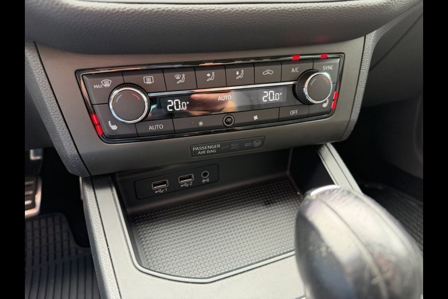 Seat Ibiza 1.0 TSI DSG FR LED Pano Alcantara Carplay Camera