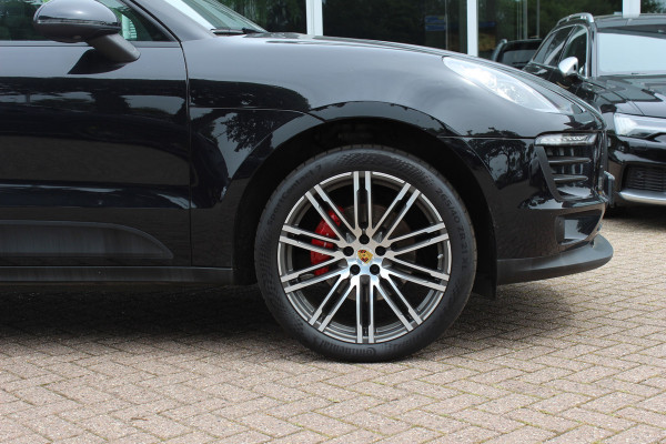 Porsche Macan 2.0 / Panoramadak / Camera / Luchtvering / Bose / 21'' / Sportchrono / Leder / Navigatie / Stoelverwarming / DAB / Cruise Control