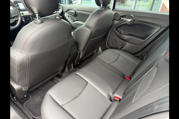 Fiat 500X 1.5 Hybrid Sport - Automaat - Navi - Camera - Climate - Parkeerhulp