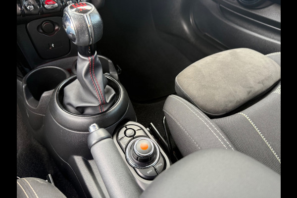 MINI Mini 1.5 Cooper Dalston Edition - Navi - Climate - Winterpakket - Org.NL