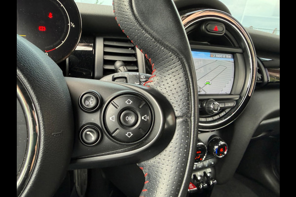 MINI Mini 1.5 Cooper Dalston Edition - Navi - Climate - Winterpakket - Org.NL