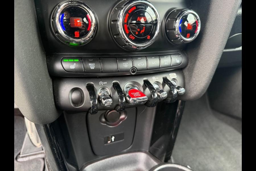 MINI Mini 1.5 Cooper Dalston Edition - Navi - Climate - Winterpakket - Org.NL