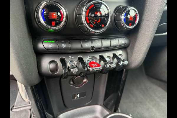 MINI Mini 1.5 Cooper Dalston Edition - Navi - Climate - Winterpakket - Org.NL