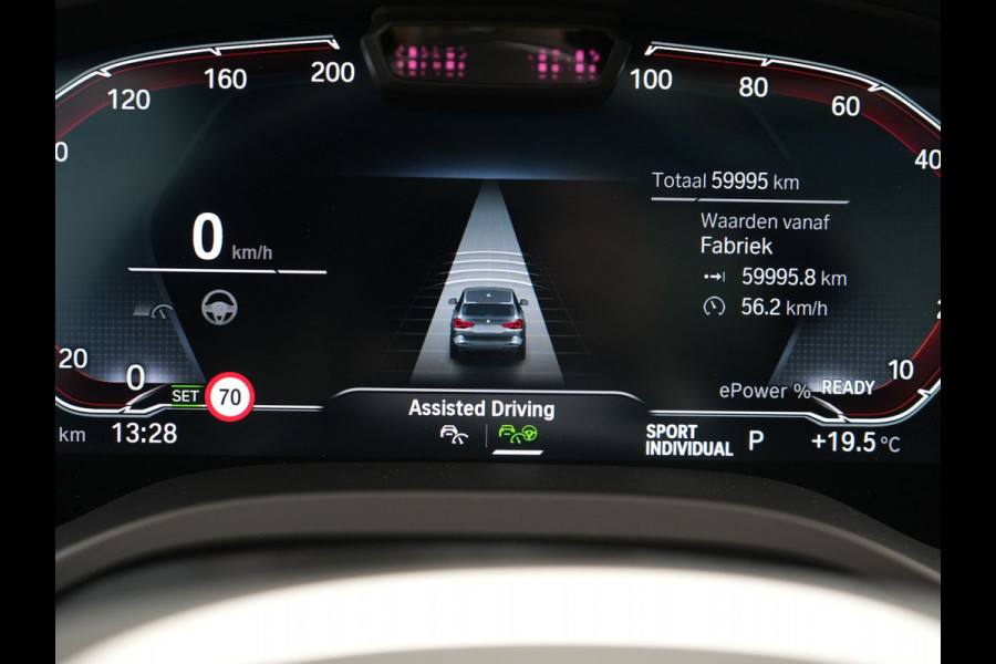 BMW iX3 M Sport 80 kWh 286pk Dealer O.H. | Trekhaak Af Fabriek | Panodak | Head Up | 360 Camera | Harman / Kardon | Lederen Sportstoelen Memory & Verwarmd | Keyless | Blis | Sfeerverlichting | 20"L.M | Adaptive LED |