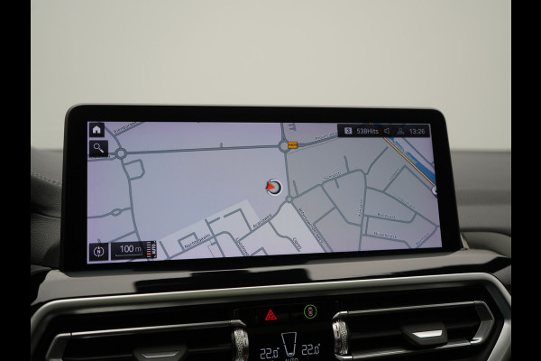 BMW iX3 M Sport 80 kWh 286pk Dealer O.H. | Trekhaak Af Fabriek | Panodak | Head Up | 360 Camera | Harman / Kardon | Lederen Sportstoelen Memory & Verwarmd | Keyless | Blis | Sfeerverlichting | 20"L.M | Adaptive LED |