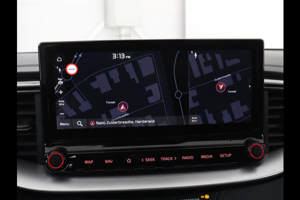 Kia Ceed 1.5 T-GDi DynamicPlusLine | Stoelverwarming | Adaptive cruise | Camera | Carplay | Half leder | Stuurverwarming | Navigatie | Full LED | Side Assist | Climate control | Parkeerhulp | Keyless | Elektrische klep