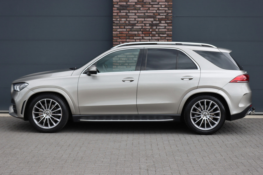 Mercedes-Benz GLE 400 d 4MATIC AMG Line | Luchtvering | Distronic+ | Panoramadak | Burmester | Trekhaak | Standkachel | Surround Camera | Verwarmd Stuurwiel | Keyless Go |