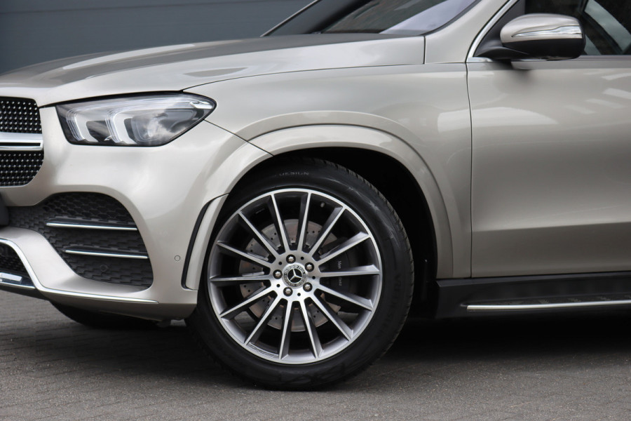 Mercedes-Benz GLE 400 d 4MATIC AMG Line | Luchtvering | Distronic+ | Panoramadak | Burmester | Trekhaak | Standkachel | Surround Camera | Verwarmd Stuurwiel | Keyless Go |