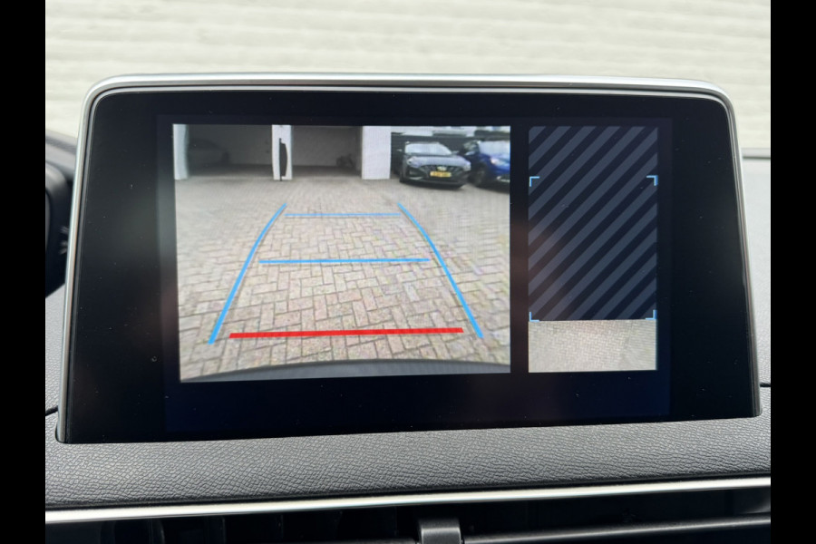 Peugeot 5008 1.2 PureTech Blue Lease Executive 7P Navi Camera Carplay Clima