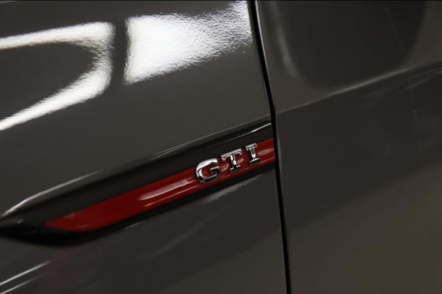Volkswagen Golf 2.0 TSI GTI 45 JAHRE CLUBSPORT AKRA/PANO/NURBURGRING/CARPLAY/IQ-LIGHT/VOLL