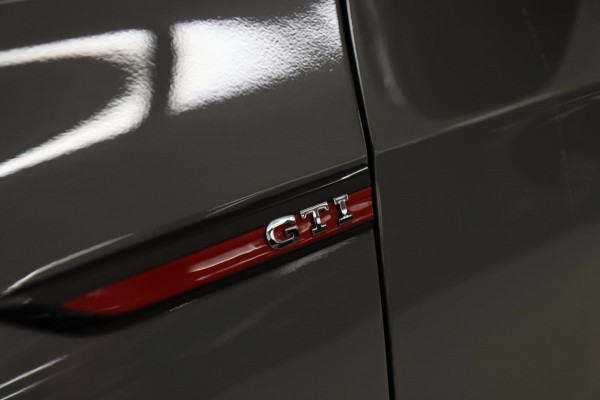 Volkswagen Golf 2.0 TSI GTI 45 JAHRE CLUBSPORT AKRA/PANO/NURBURGRING/CARPLAY/IQ-LIGHT/VOLL