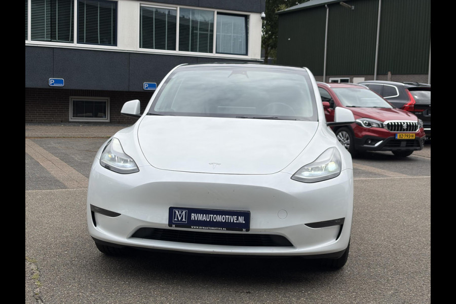 Tesla Model Y Long Range AWD 75 kWh SOH 92% | AFNEEMBARE TREKHAAK| ENHANCHED AUTOPILOT| RESTERENDE ALGEMENE FABRIEKSGARANTIE TESLA T/M 03-2028 OF 80.000KM| ACCU + AANDRIJFLIJN T/M 03-2032/ 192.000KM| RIJKLAAR GELEVERD