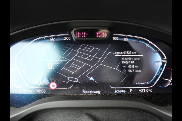BMW iX3 High Executive 80 kWh | 94,3% | PANORAMISCH SCHUIFDAK | 20" LICHTMETALEN VELGEN | M AERODYNAMICA PAKKET |