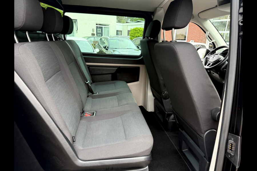 Volkswagen Transporter 2.0 TDI 150pk L2H1 Dubbel Cabine Highline 65262 km, NL. Auto.