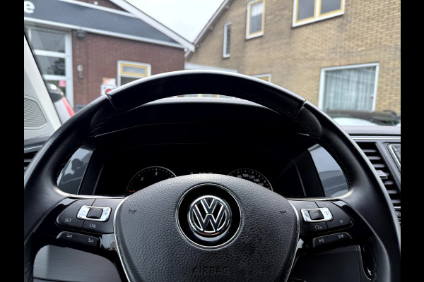 Volkswagen Transporter 2.0 TDI 150pk L2H1 Dubbel Cabine Highline 65262 km, NL. Auto.