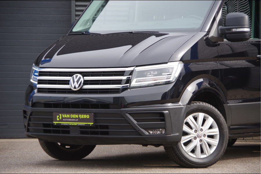 Volkswagen Crafter 35 2.0 TDI L3H3(L2H2) 3-ZITS, 177PK AUT. LED, TREKHAAK, GEV. ERGO ACTIVE STOEL, CAMERA, AIRCO, MISTLAMPEN