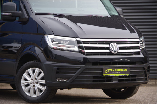 Volkswagen Crafter 35 2.0 TDI L3H3(L2H2) 3-ZITS, 177PK AUT. LED, TREKHAAK, GEV. ERGO ACTIVE STOEL, CAMERA, AIRCO, MISTLAMPEN