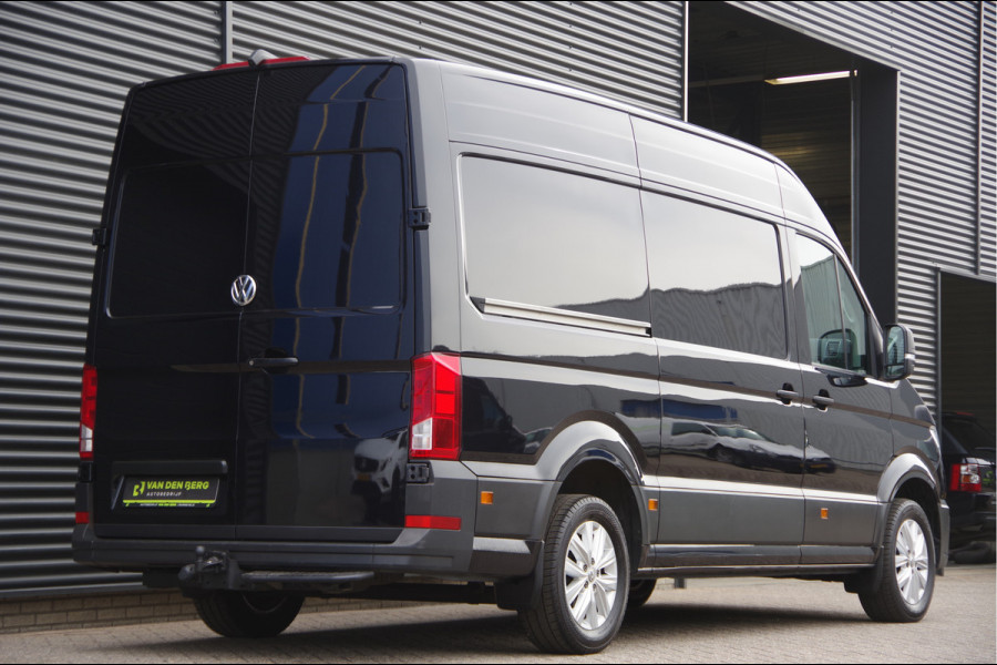 Volkswagen Crafter 35 2.0 TDI L3H3(L2H2) 3-ZITS, 177PK AUT. LED, TREKHAAK, GEV. ERGO ACTIVE STOEL, CAMERA, AIRCO, MISTLAMPEN