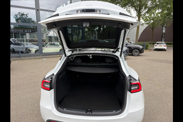 Tesla Y Long Range RWD 75 kWh SOH 97% |26.000KM! | AFNEEMBARE TREKHAAK| RESTERENDE ALGEMENE FABRIEKSGARANTIE TESLA T/M 02-2029 OF 80.000KM| ACCU + AANDRIJFLIJN T/M 02-2033/ 192.000KM| RIJKLAAR GELEVERD