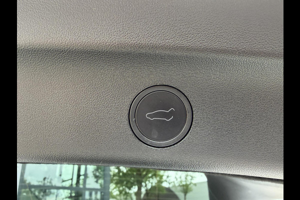Tesla Y Long Range RWD 75 kWh SOH 97% |26.000KM! | AFNEEMBARE TREKHAAK| RESTERENDE ALGEMENE FABRIEKSGARANTIE TESLA T/M 02-2029 OF 80.000KM| ACCU + AANDRIJFLIJN T/M 02-2033/ 192.000KM| RIJKLAAR GELEVERD