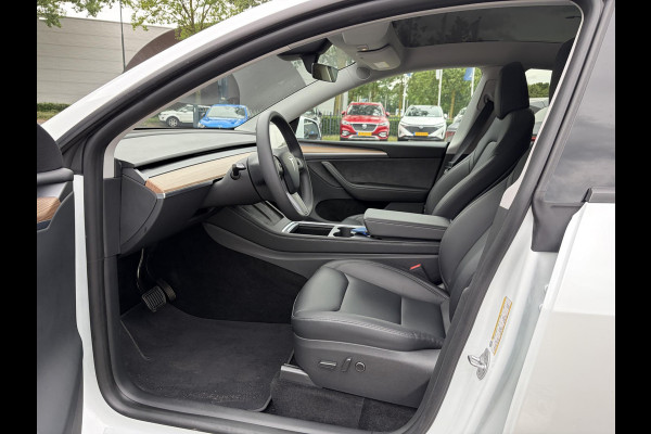 Tesla Y Long Range RWD 75 kWh SOH 97% |26.000KM! | AFNEEMBARE TREKHAAK| RESTERENDE ALGEMENE FABRIEKSGARANTIE TESLA T/M 02-2029 OF 80.000KM| ACCU + AANDRIJFLIJN T/M 02-2033/ 192.000KM| RIJKLAAR GELEVERD