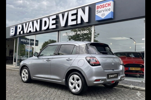 Suzuki Swift 1.2 Select Smart Hybrid | Adapt. Cruise | Camera | Stoelverwarming | 16'' | Dodehoek | Carplay/Android Auto | Smart Entry |