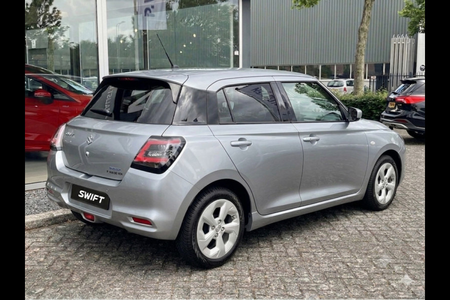 Suzuki Swift 1.2 Select Smart Hybrid | Adapt. Cruise | Camera | Stoelverwarming | 16'' | Dodehoek | Carplay/Android Auto | Smart Entry |