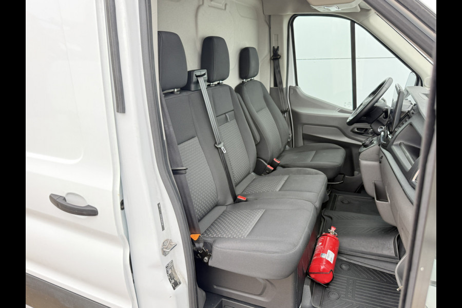 Ford E-Transit 68kWh 184PK L2H3 317km WLTP 97% (SOH) BEV Snelladen Camera Cruise control Climate control Carplay Navigatie Laadkabel Parkeersensoren V+A