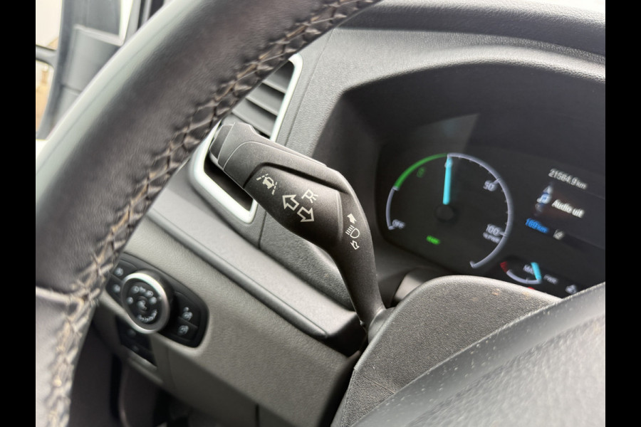 Ford E-Transit 68kWh 184PK L2H3 317km WLTP 97% (SOH) BEV Snelladen Camera Cruise control Climate control Carplay Navigatie Laadkabel Parkeersensoren V+A