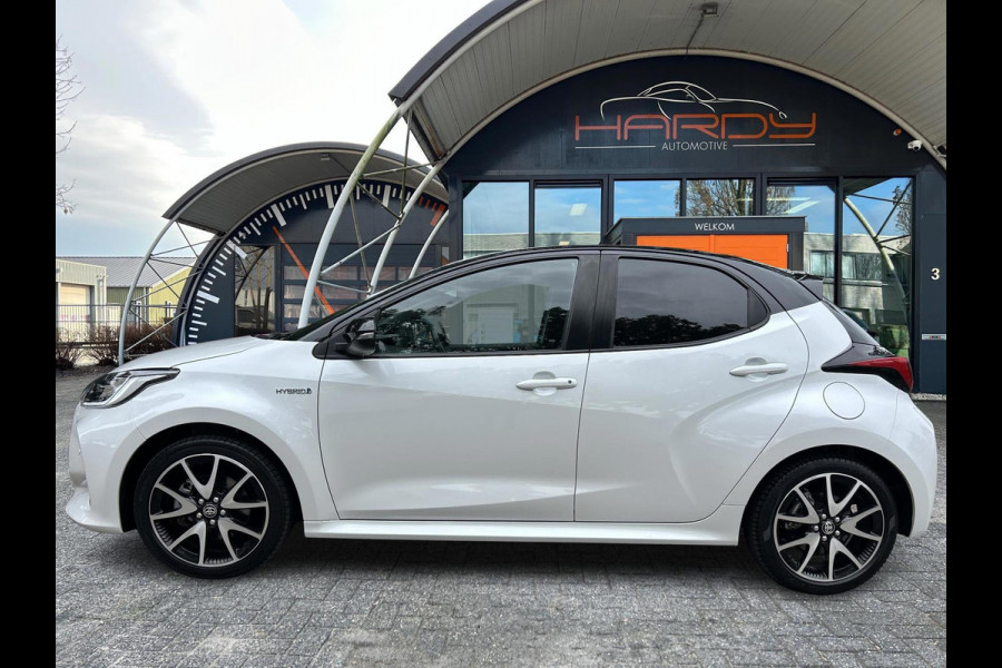 Toyota Yaris 1.5 Hybrid EXECUTIVE PANORAMA JBL HEADUP RIJKLAARPRIJS