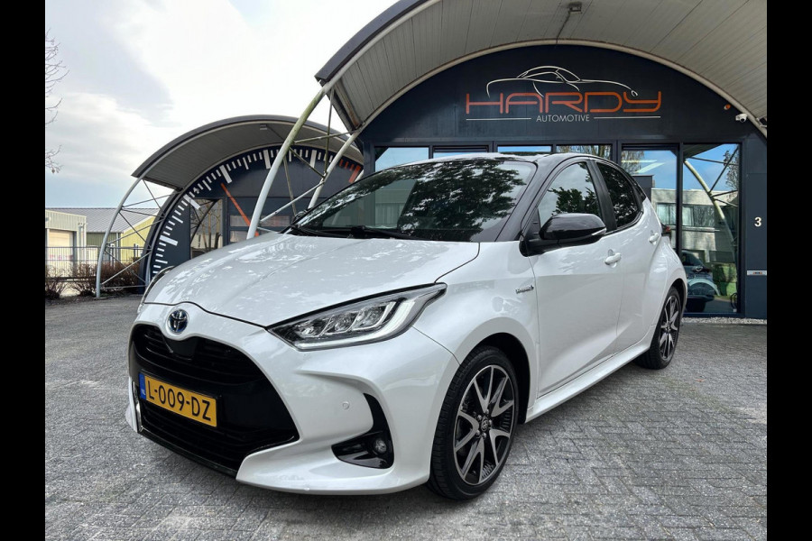 Toyota Yaris 1.5 Hybrid EXECUTIVE PANORAMA JBL HEADUP RIJKLAARPRIJS