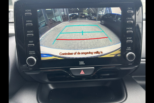 Toyota Yaris 1.5 Hybrid EXECUTIVE PANORAMA JBL HEADUP RIJKLAARPRIJS